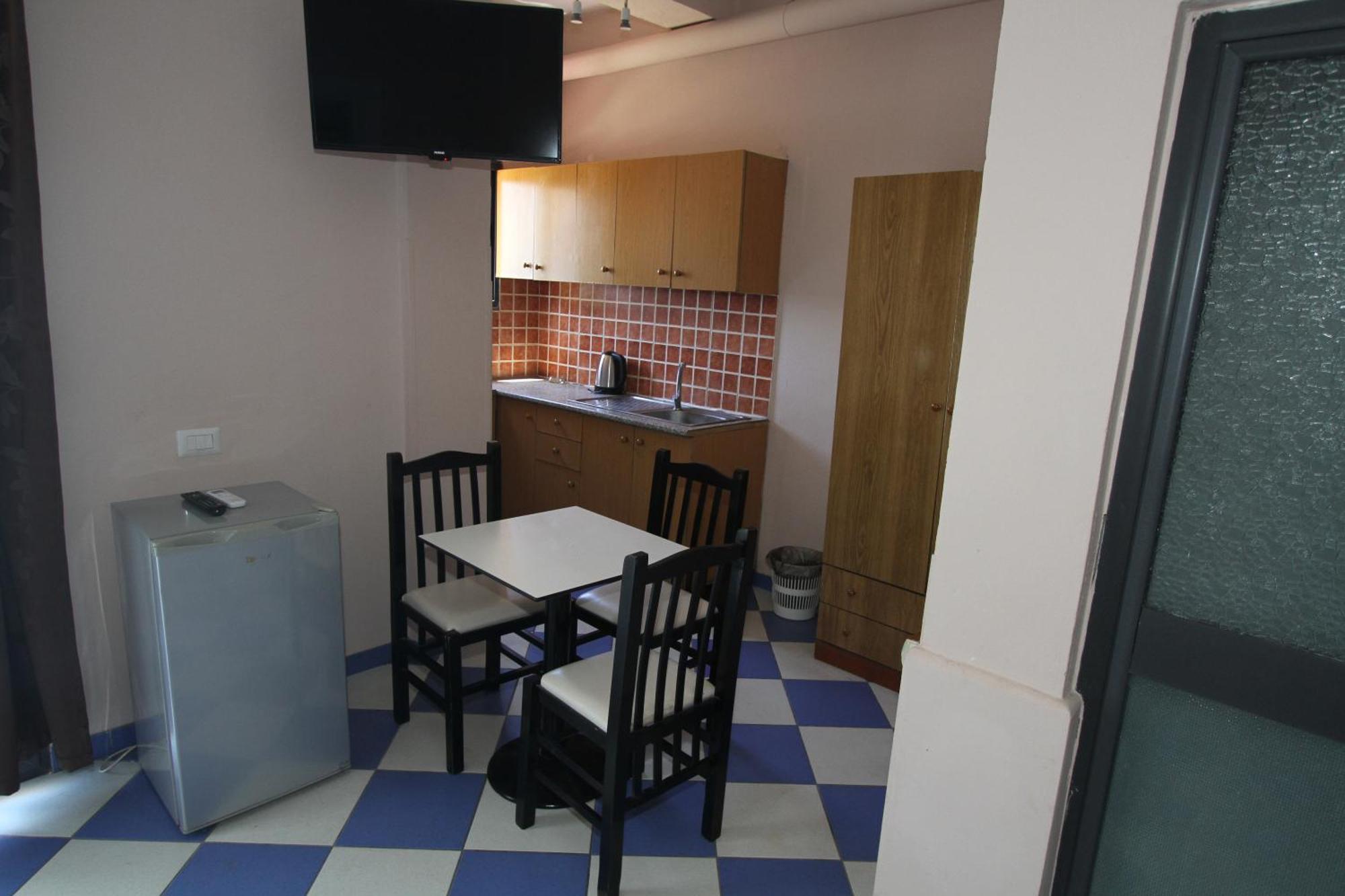 Kompleksi Eli Guest House ดูร์เรส ภายนอก รูปภาพ