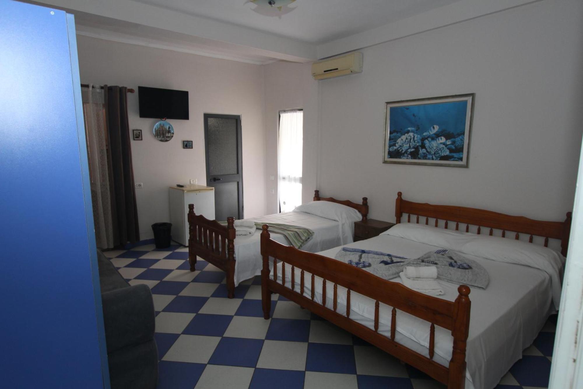 Kompleksi Eli Guest House ดูร์เรส ภายนอก รูปภาพ