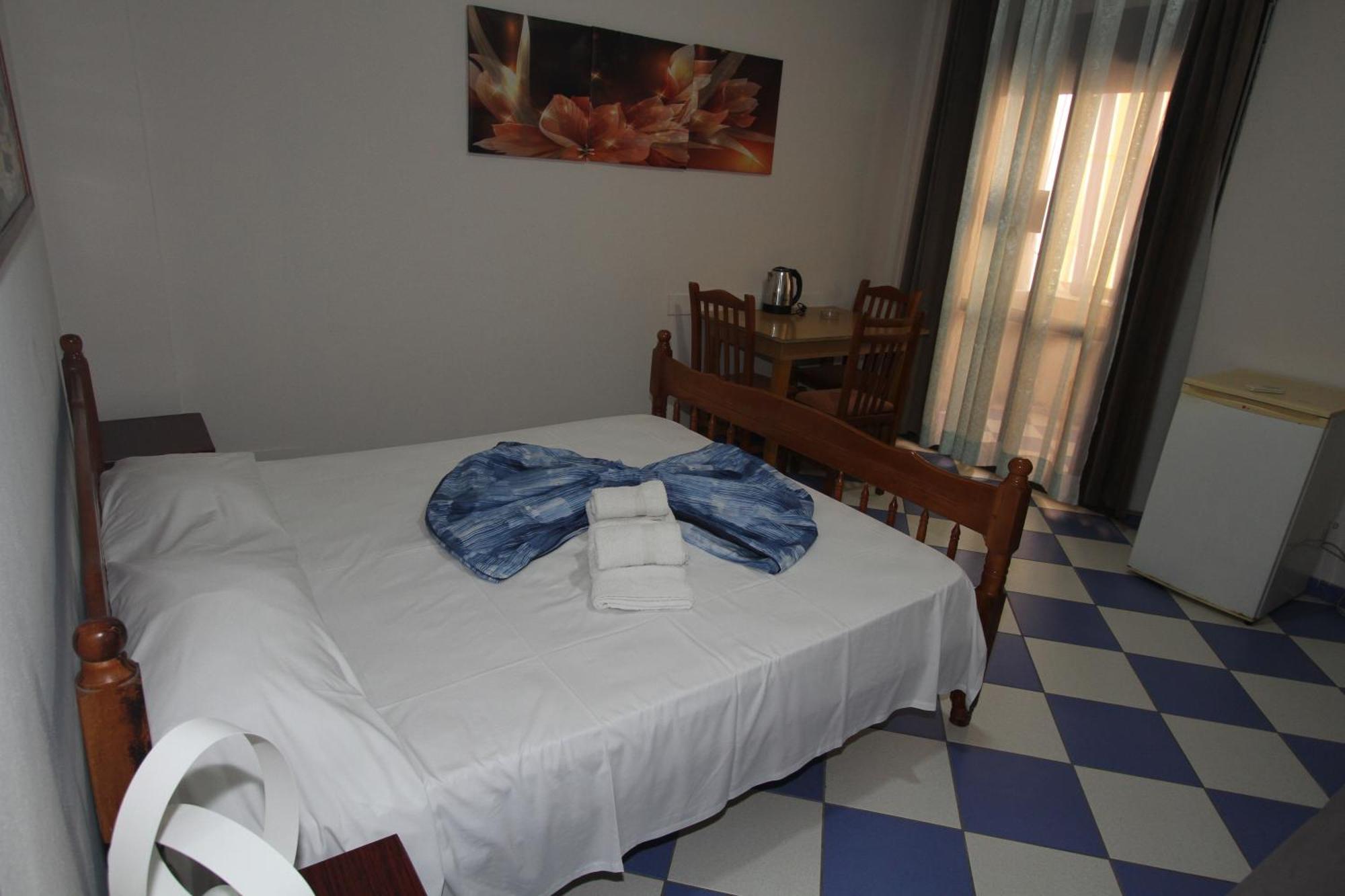 Kompleksi Eli Guest House ดูร์เรส ภายนอก รูปภาพ