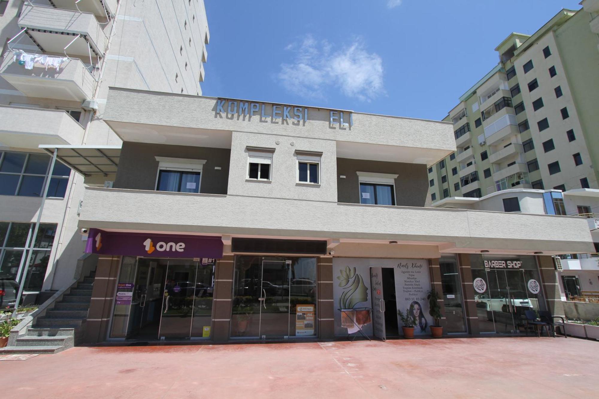 Kompleksi Eli Guest House ดูร์เรส ภายนอก รูปภาพ