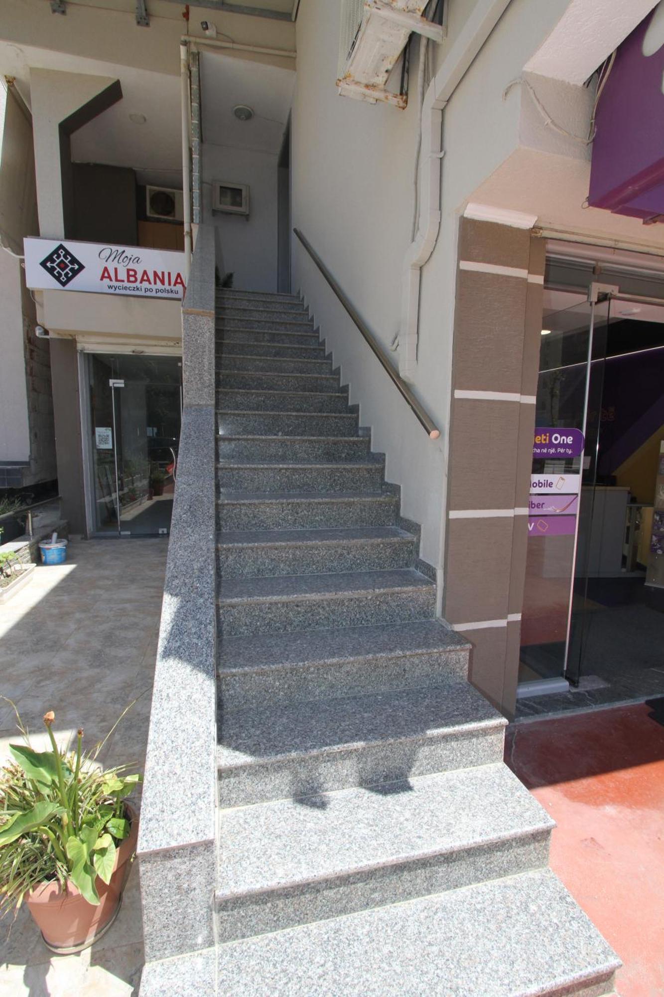 Kompleksi Eli Guest House ดูร์เรส ภายนอก รูปภาพ
